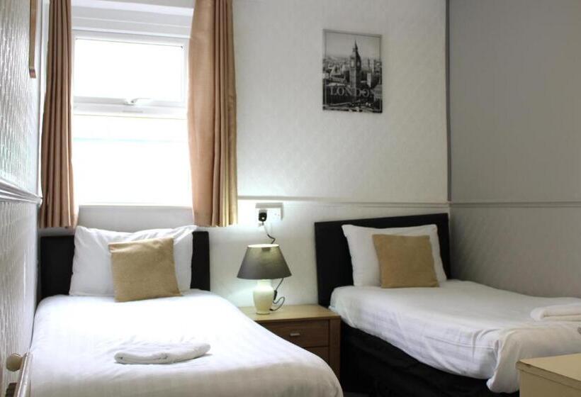 Номер Стандарт, Calypso Hotel Blackpool