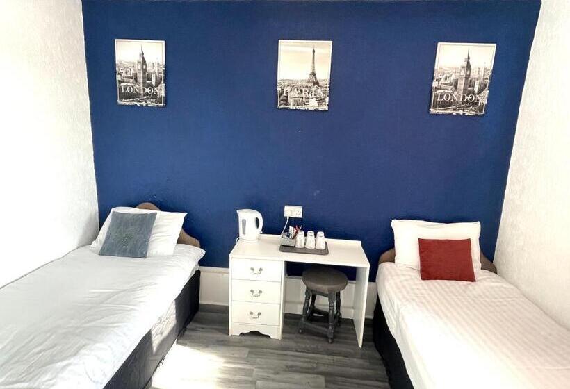 Номер Стандарт, Calypso Hotel Blackpool