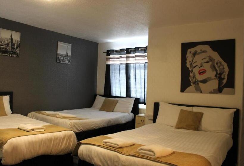 Семейный Номер, Calypso Hotel Blackpool