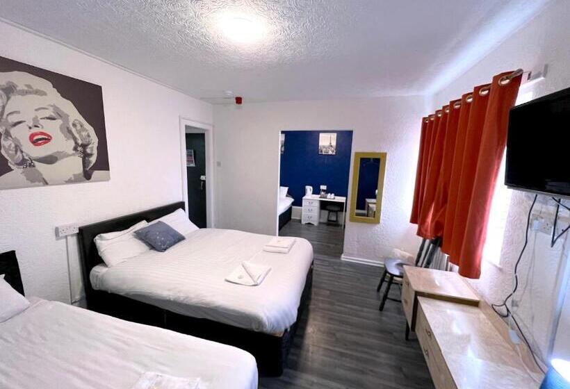 Семейный Номер, Calypso Hotel Blackpool