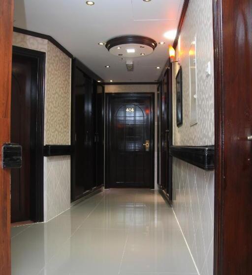 豪华房间, Downtown