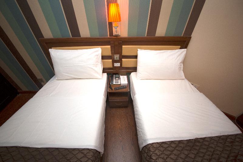 豪华房间, Downtown