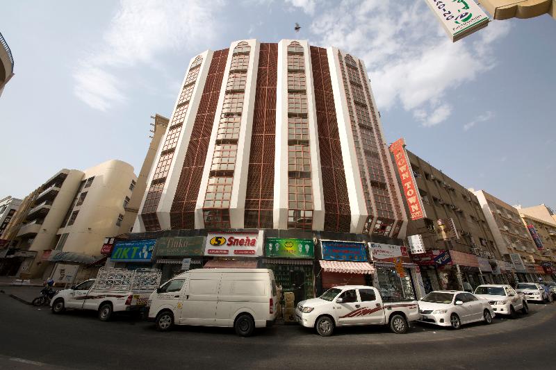 豪华房间, Downtown