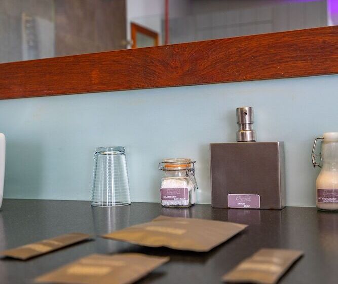 デラックススイート, Elegance Suites