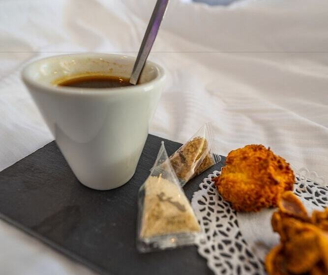 סוויטה דלוקס, Elegance Suites