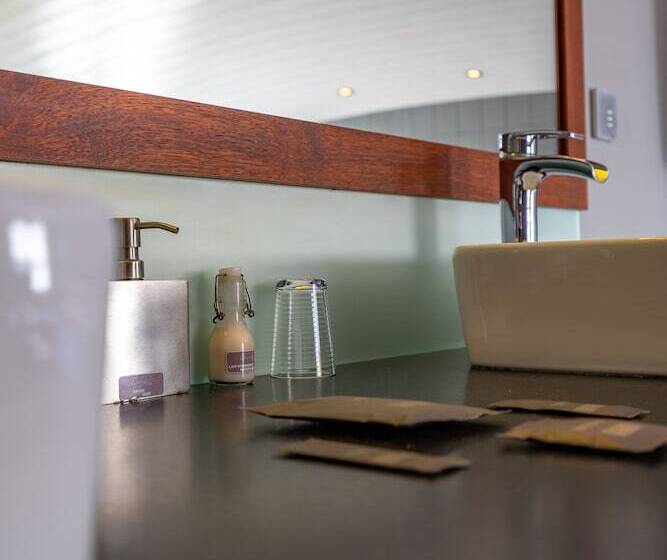 デラックススイート, Elegance Suites