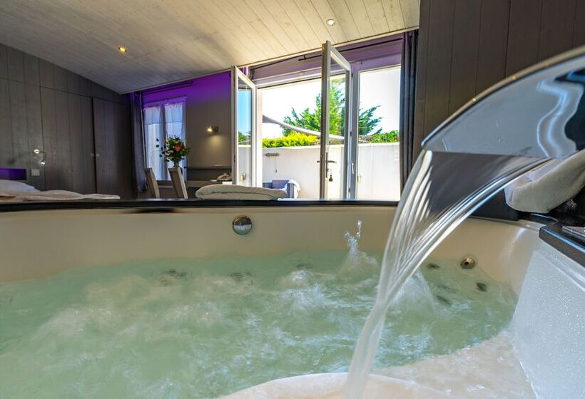 סוויטה דלוקס, Elegance Suites