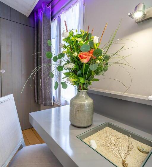 デラックススイート, Elegance Suites