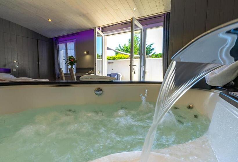 סוויטה דלוקס, Elegance Suites