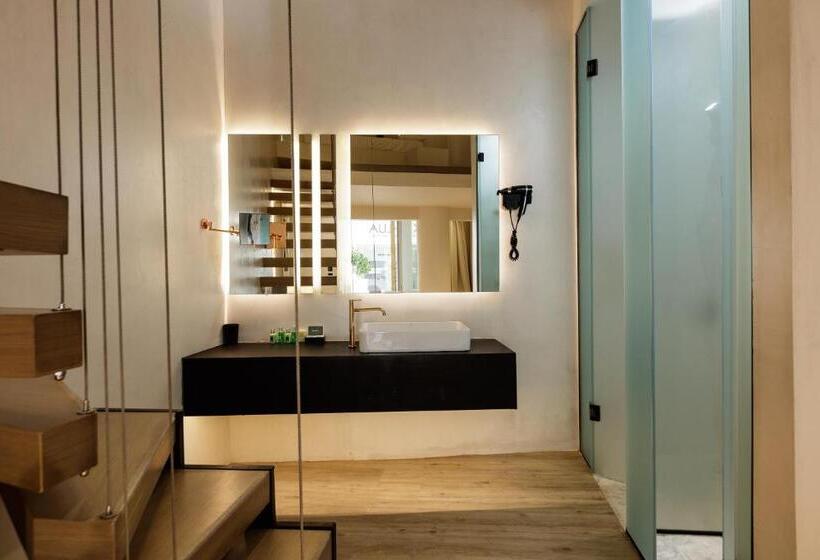 Полулюкс, Kahlua Boutique