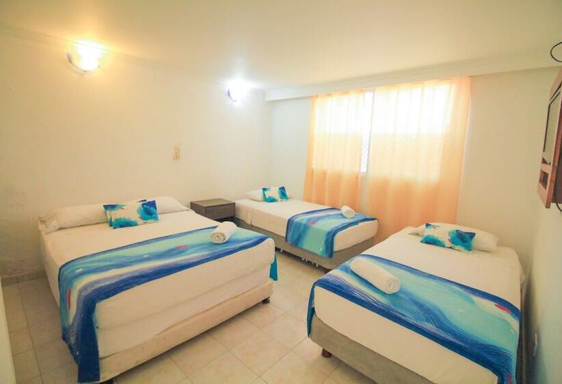 חדר סטנדרט לשלושה, On Vacation Coral Flower