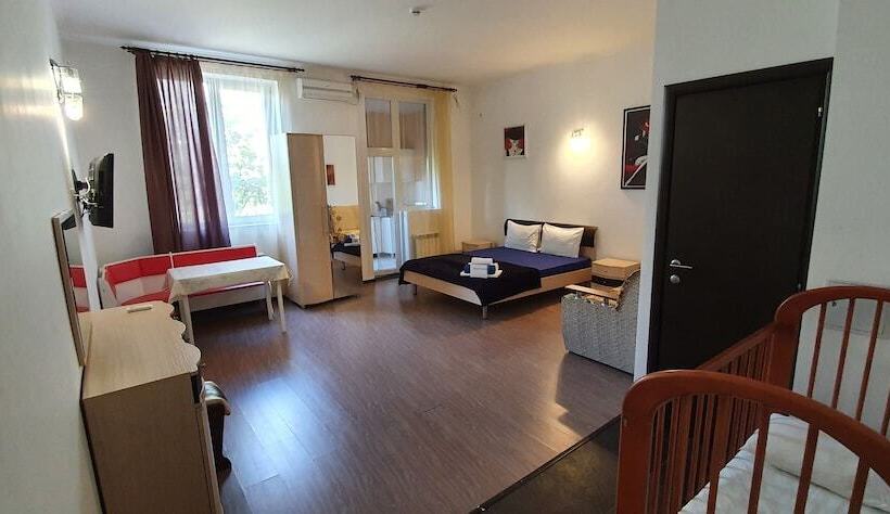 标准工作室, Papaya Park