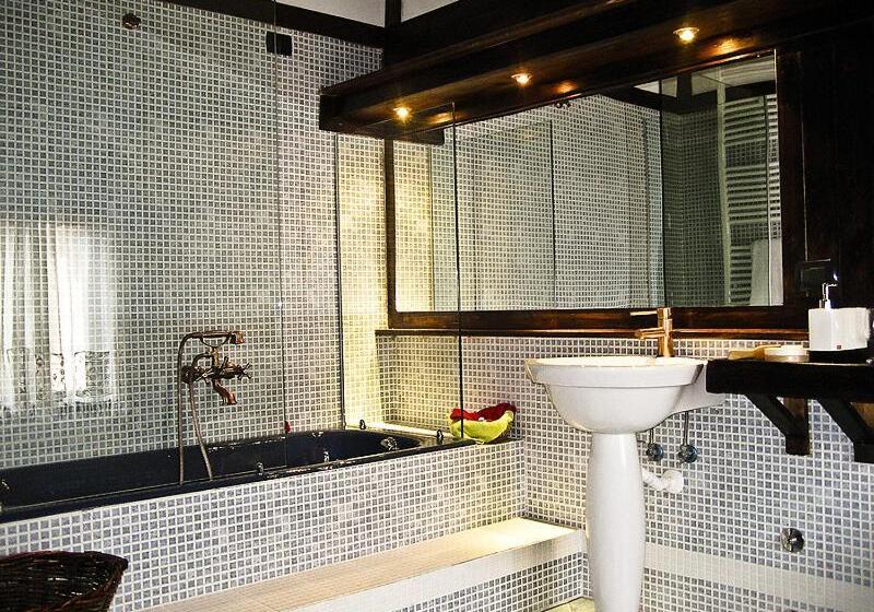 חדר סטנדרט יחיד, Restaurant Bujtina E Gjelit