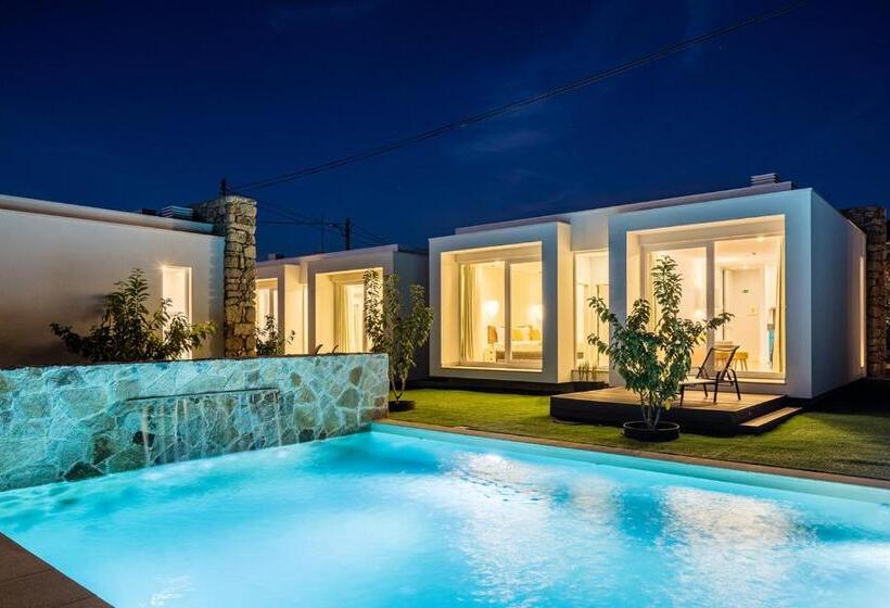 带花园景观和一个卧室的别墅, Cerca Design House