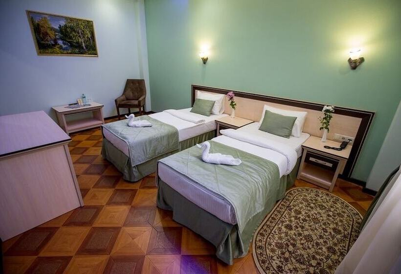 Номер Стандарт, Shine House