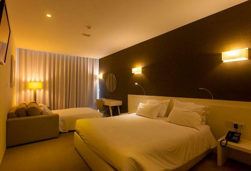 سوییت جونیور, Tempus Hotel & Spa