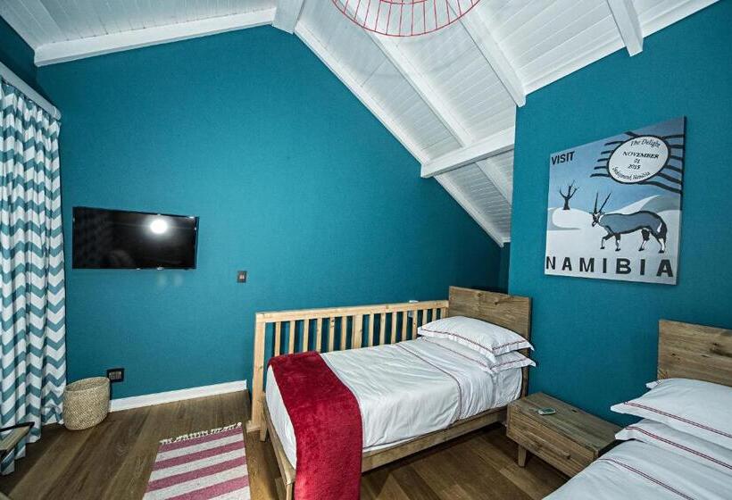 اتاق خانوادگی, The Delight Swakopmund
