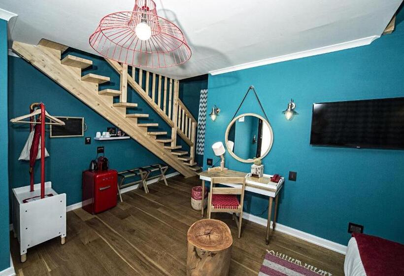 اتاق خانوادگی, The Delight Swakopmund