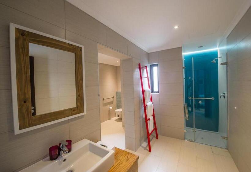 اتاق خانوادگی, The Delight Swakopmund