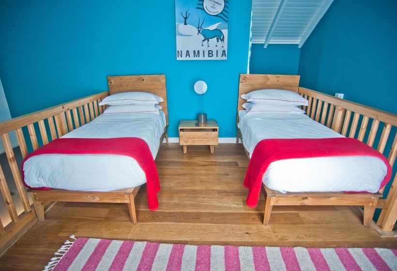 اتاق خانوادگی, The Delight Swakopmund