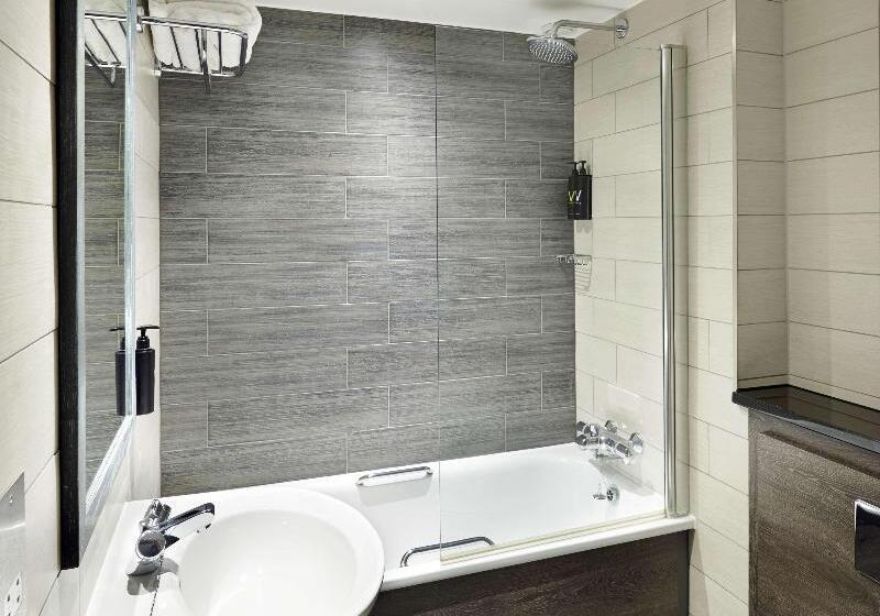 Номер Стандарт, Village Hotel Aberdeen