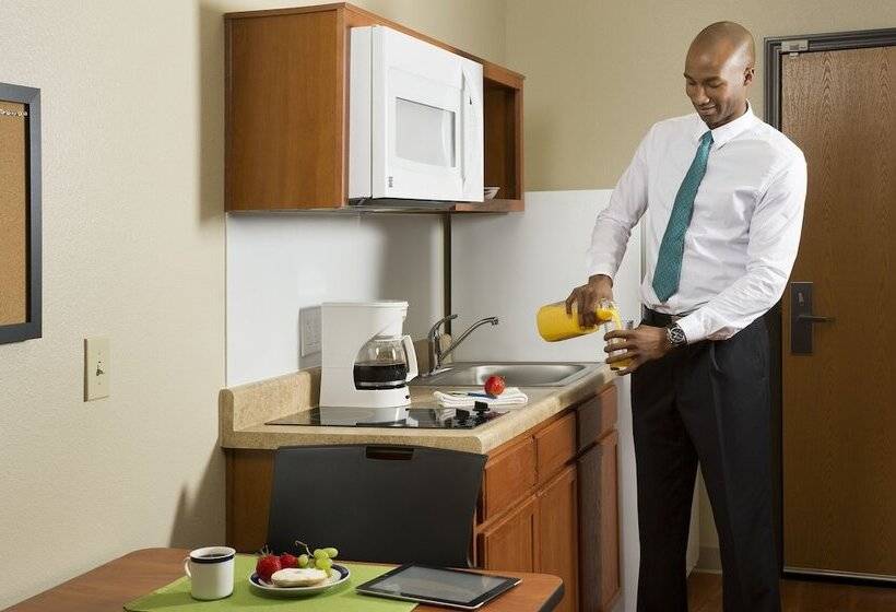 غرفه قياسيه سريرين مزدوجين, Woodspring Suites St Louis Arnold