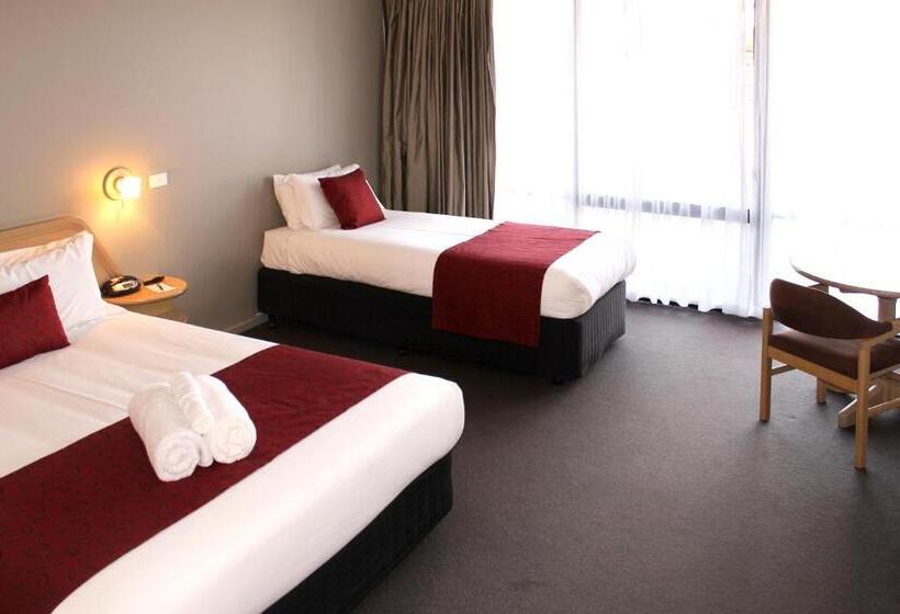 스위트, Club Mulwala Resort