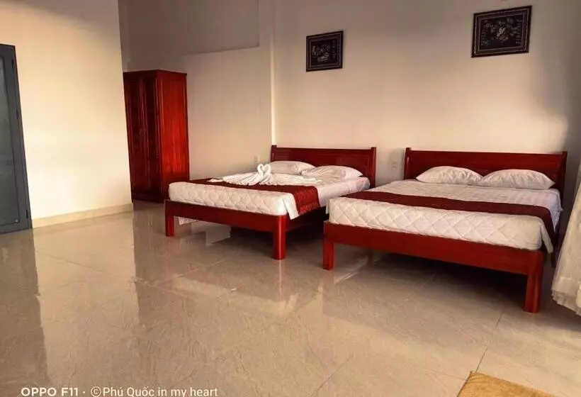 اتاق استاندارد چهار تخته با چشم‌انداز دریا, Hong Bin Bungalow
