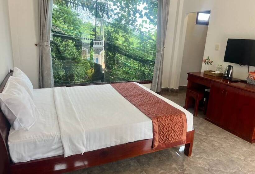 اتاق لوکس, Hong Bin Bungalow