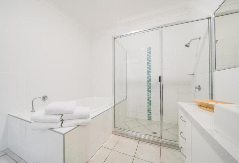 Family Suite, The Coast Motel