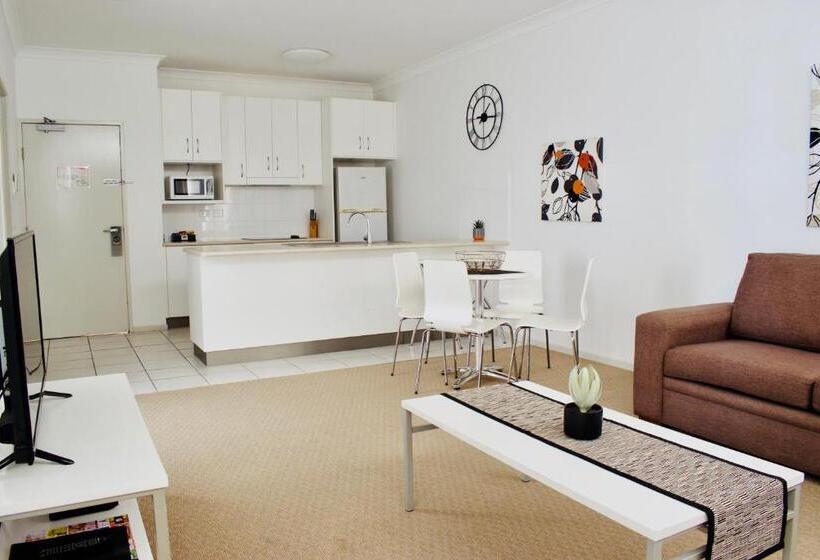 Family Suite, The Coast Motel