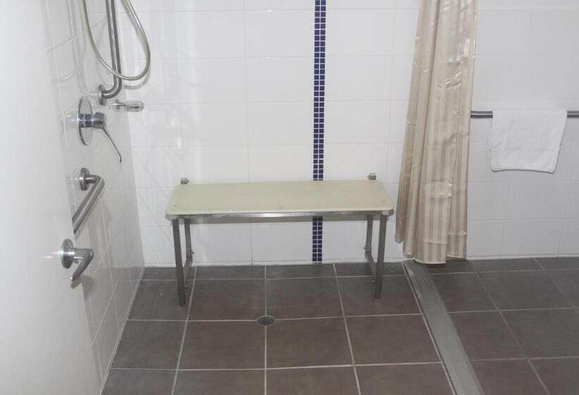 Номер Стандарт Адаптированный для Инвалидов, The Coast Motel