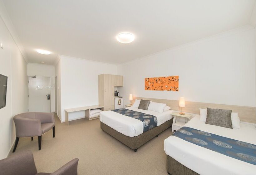 Номер Стандарт Трехместный, The Coast Motel