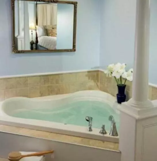 スイート, Hampton Terrace Inn