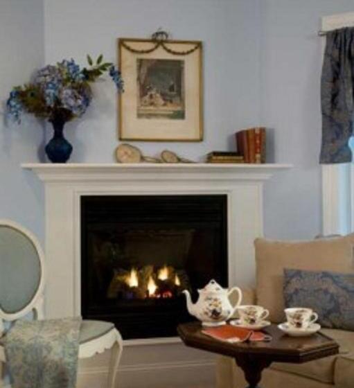 스위트, Hampton Terrace Inn