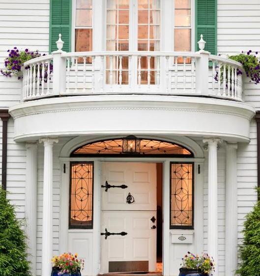 스위트, Hampton Terrace Inn