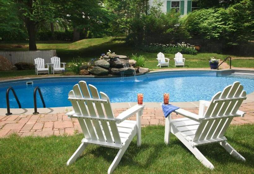 스위트, Hampton Terrace Inn