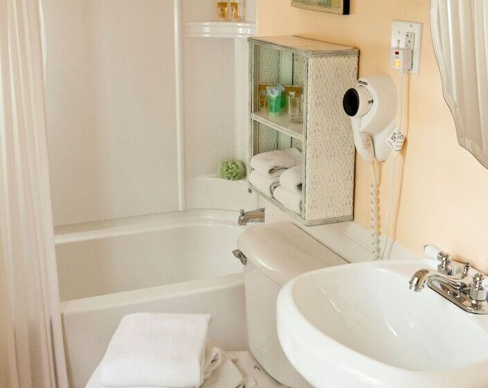 스위트, Hampton Terrace Inn