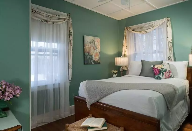 スイート, Hampton Terrace Inn