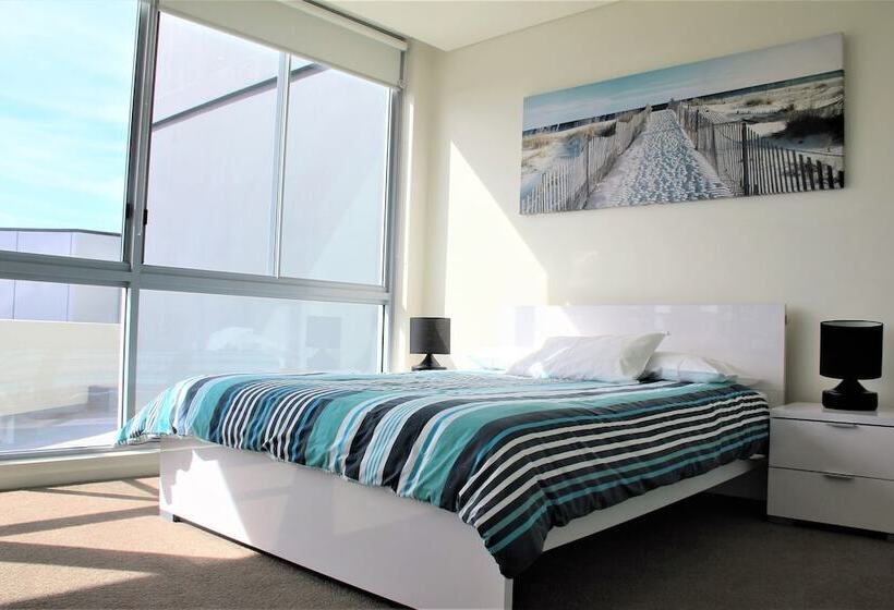 침실 2개 아파트, Brighton Shores