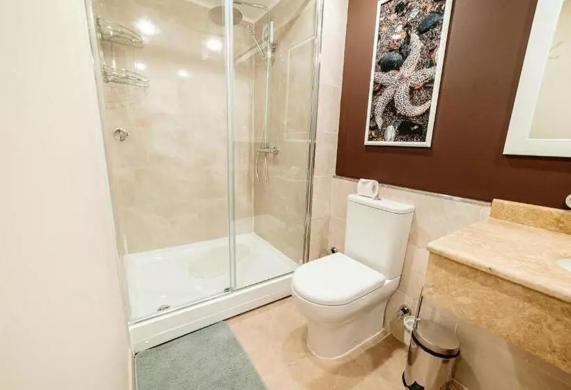اتاق استاندارد یک نفره, Chagala Hotel Uralsk