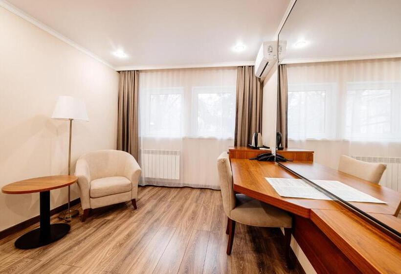 اتاق استاندارد یک نفره, Chagala Hotel Uralsk