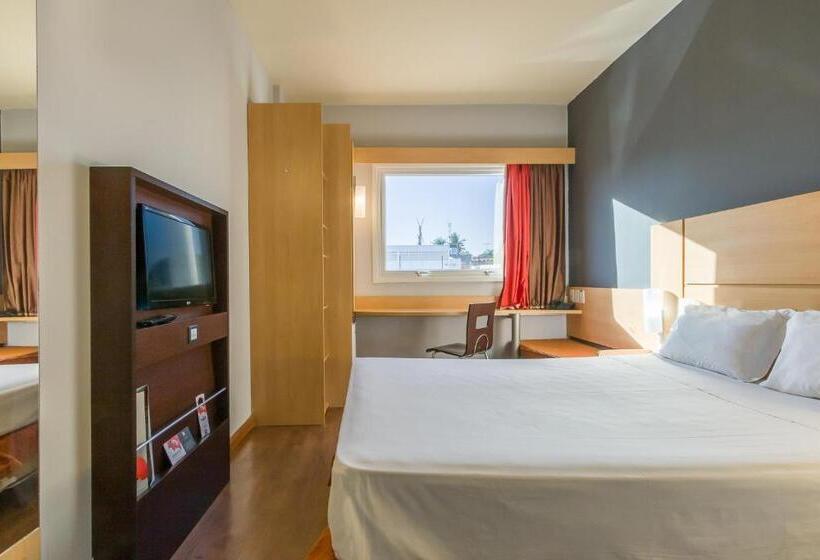 Номер Стандарт, Ibis Barretos