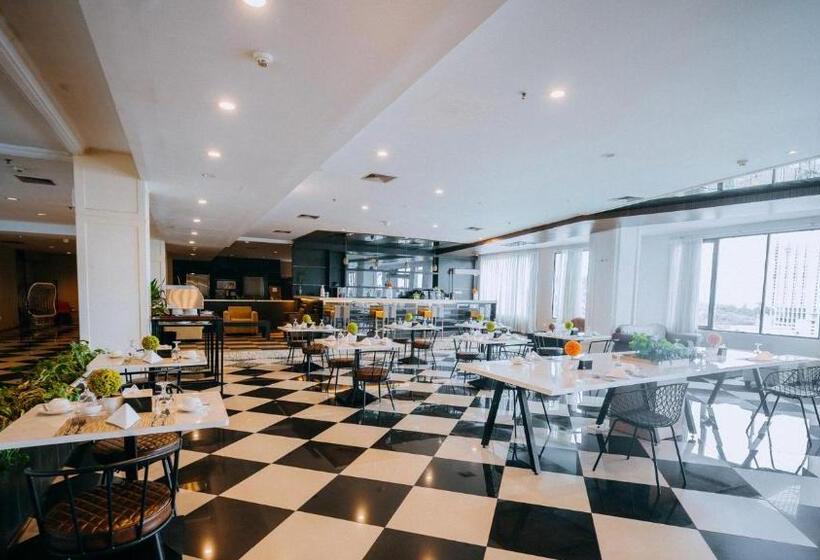 غرفة ديلوكس مطلّة علي الحديقة, King S Hotel Nagoya Batam