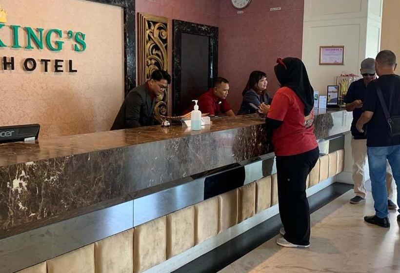 غرفة ديلوكس مطلّة علي الحديقة, King S Hotel Nagoya Batam