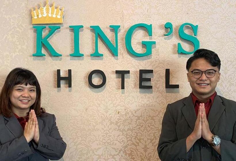 غرفة ديلوكس مطلّة علي الحديقة, King S Hotel Nagoya Batam