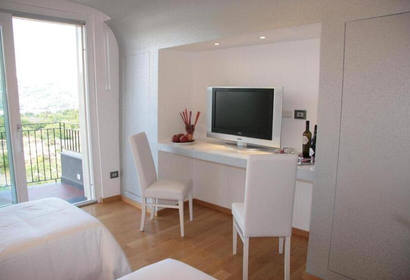 スーペリアールーム, Mareneve Resort