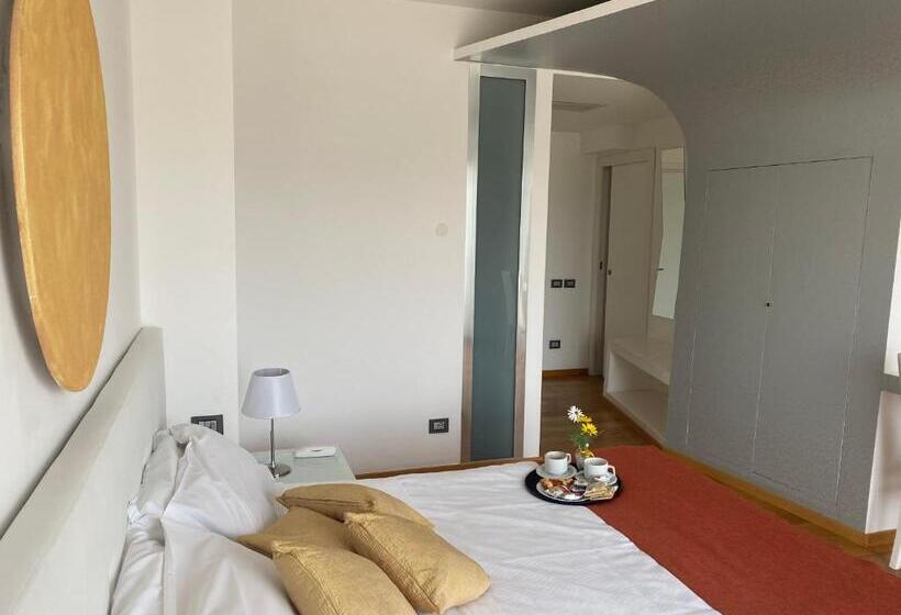 家庭间, Mareneve Resort