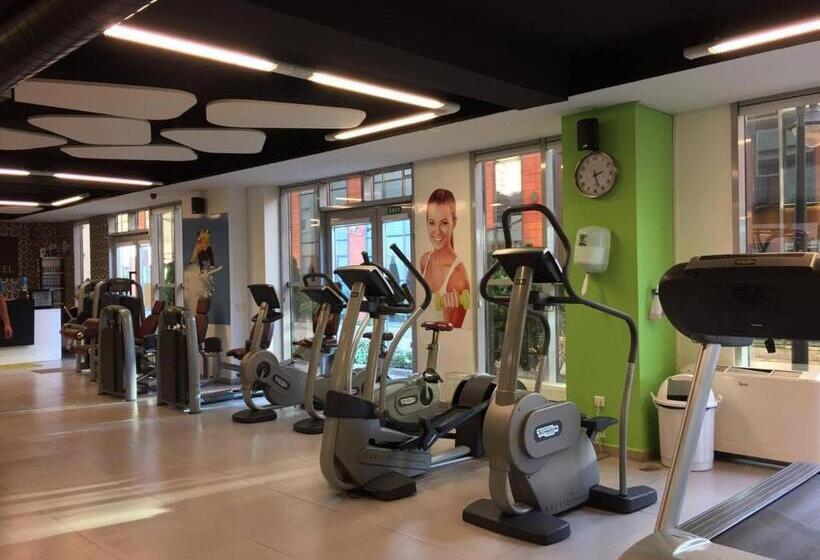 اتاق استاندارد یک نفره, Nartel