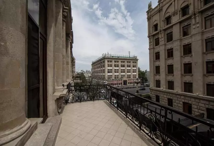 سوییت, Passage Boutique